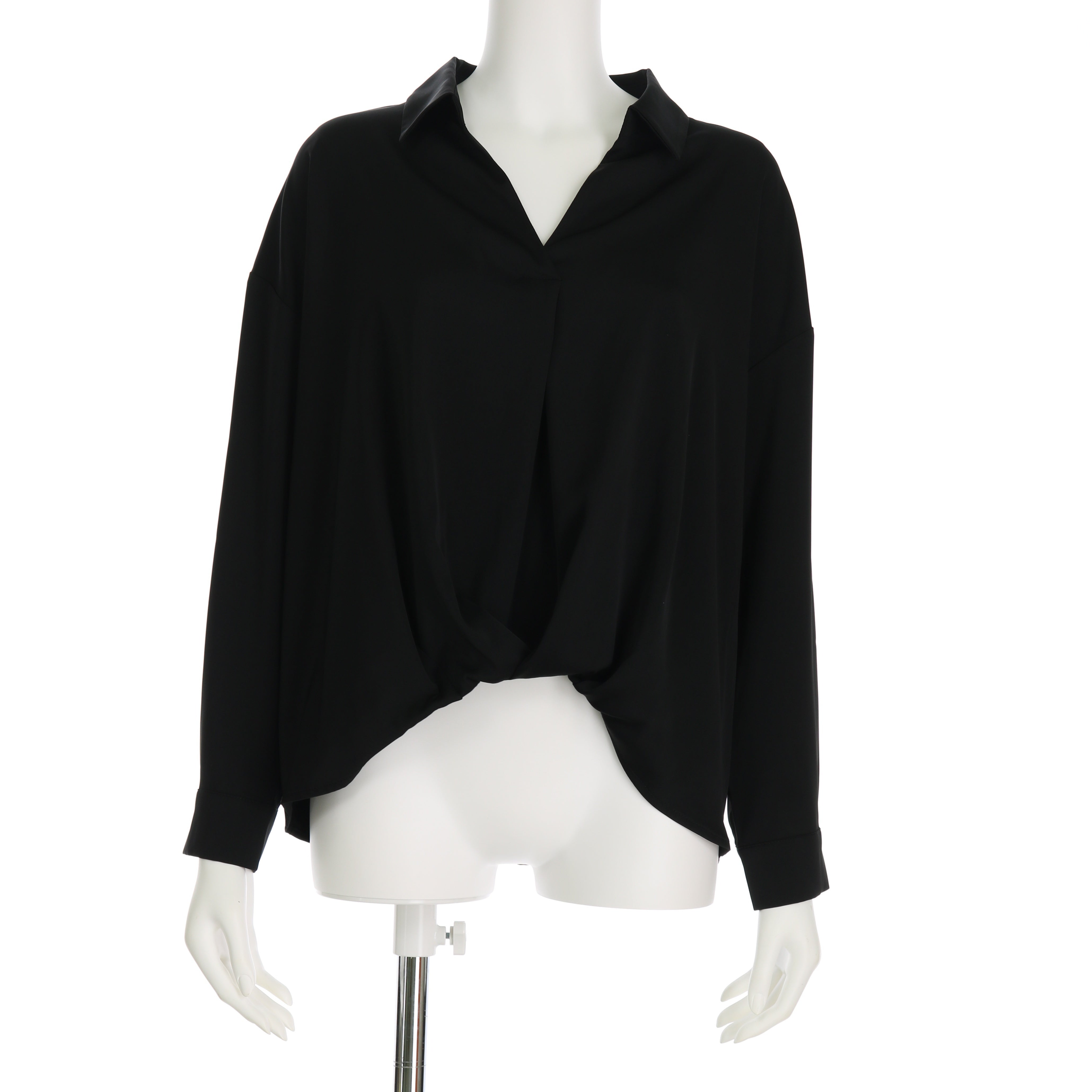 裾タックデザインスキッパーカラーブラウス