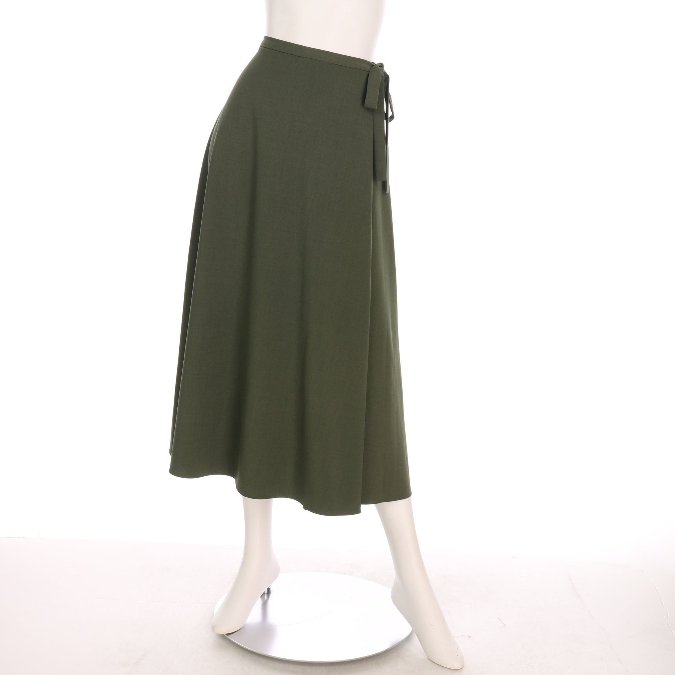 サイドリボンラップスカート