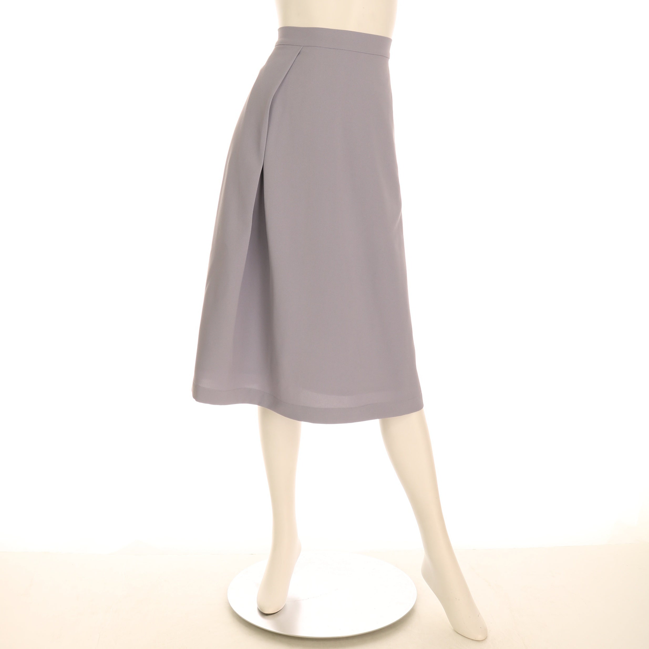 タックデザインフレアスカート