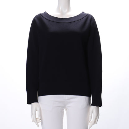 ボートネックニット