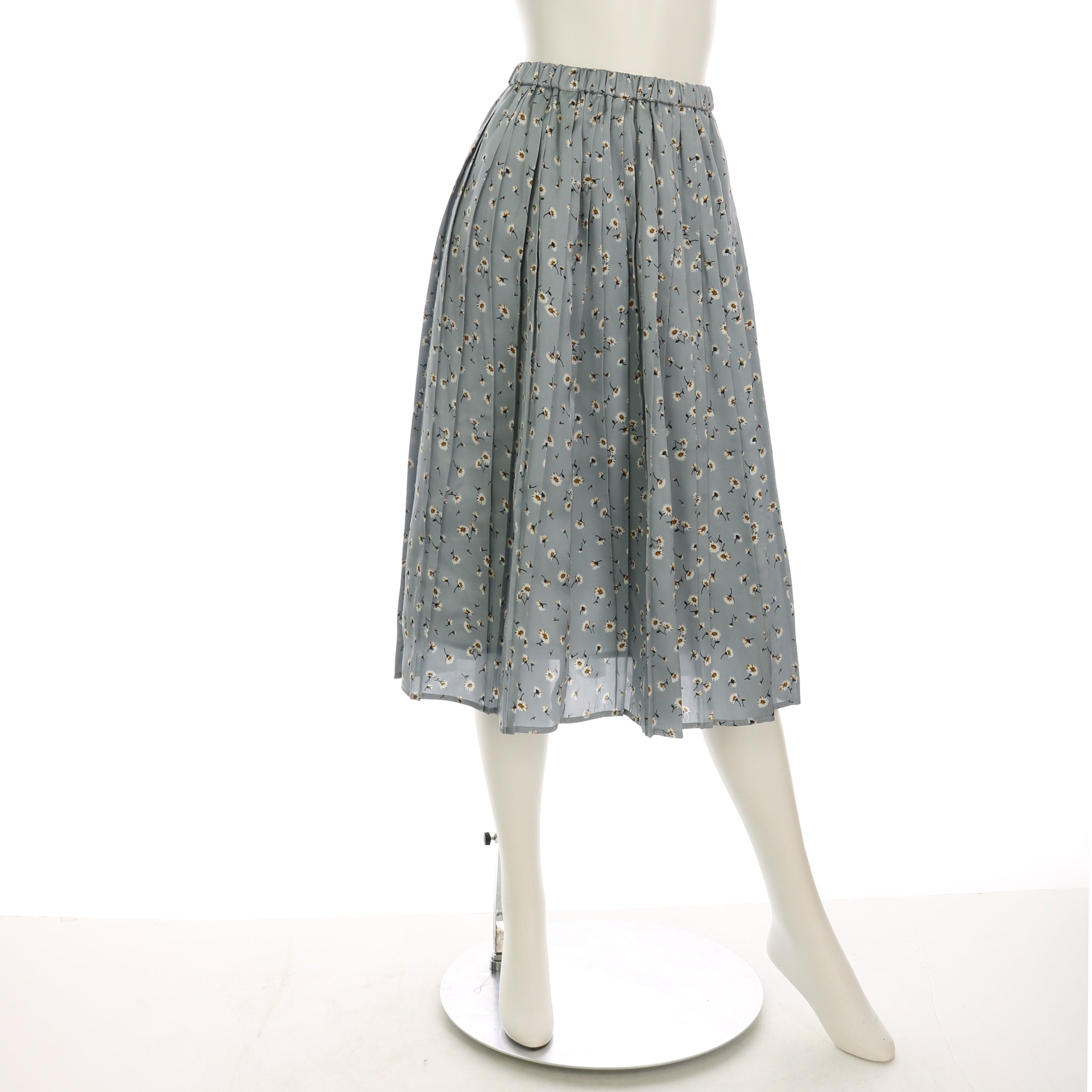 小花柄フレアスカート