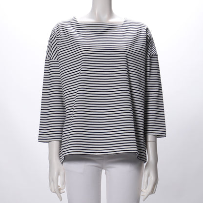 ゆったりシルエットスクエアネックカットソー