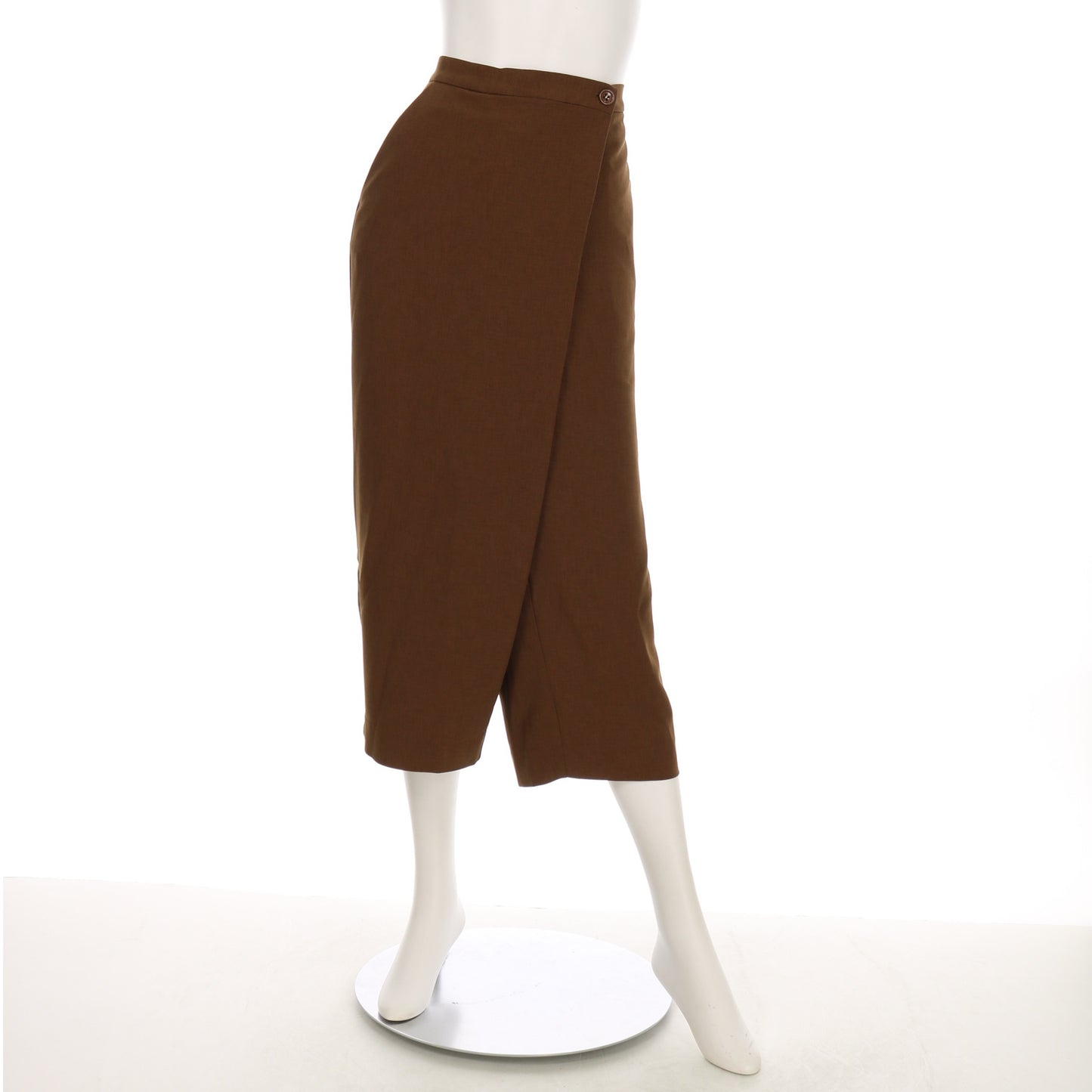 ラップ風ワイドパンツ