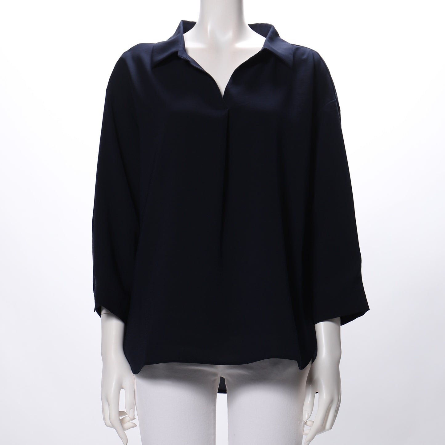 ドロップショルダースキッパーブラウス