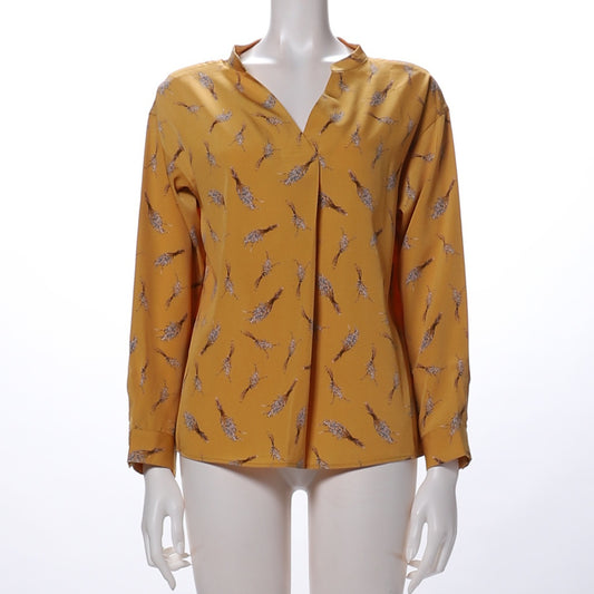 ヴィンテージ柄Vネックブラウス