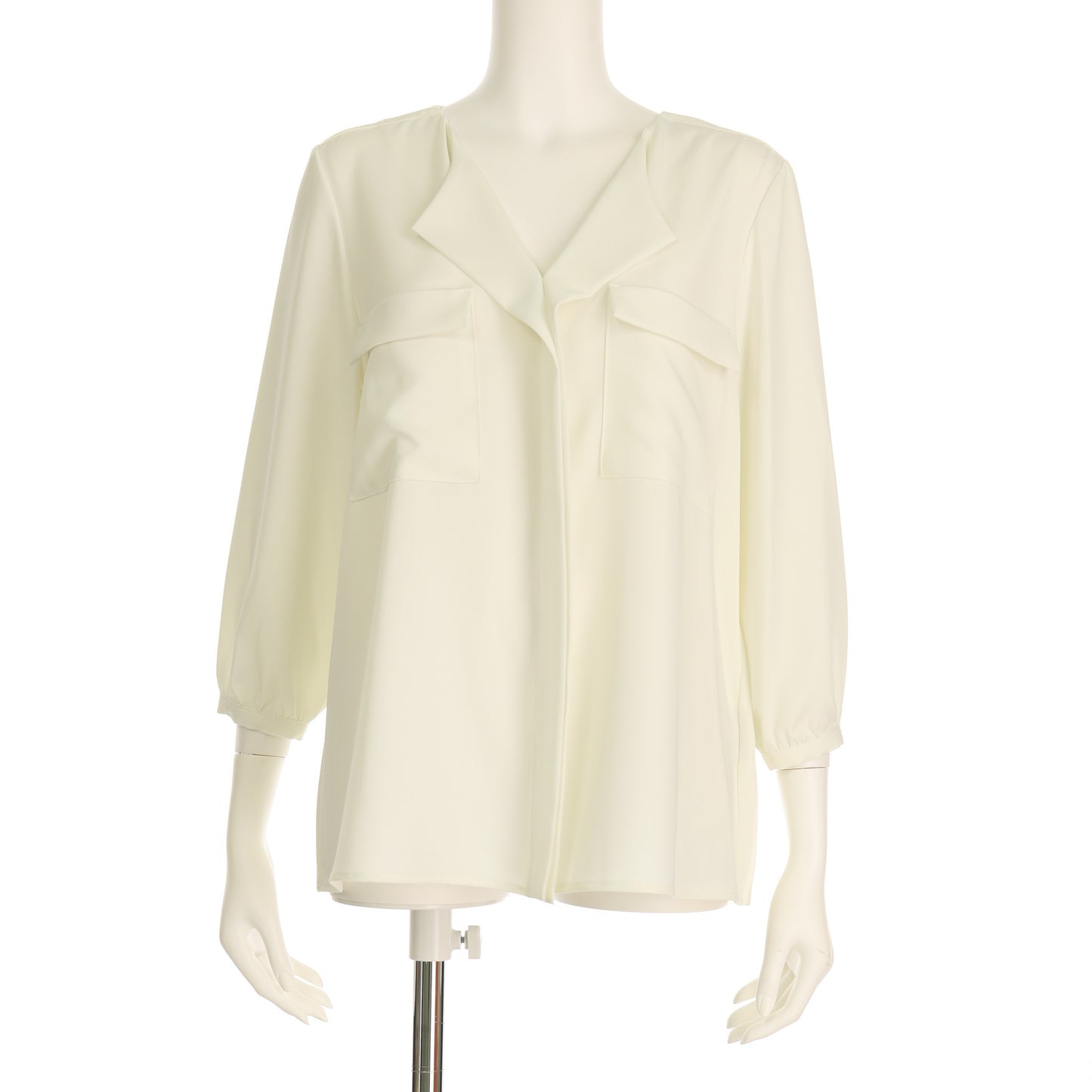 フラップポケット付きオープンフロントブラウス