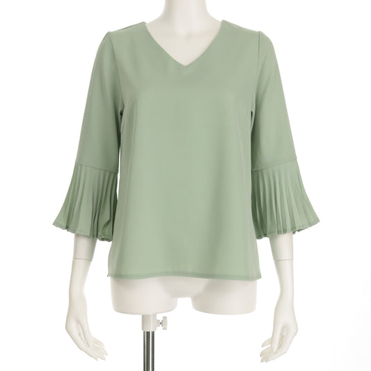 袖プリーツブラウス