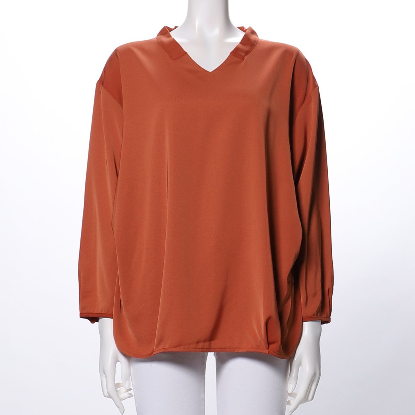 立体Vネックドロップショルダーブラウス