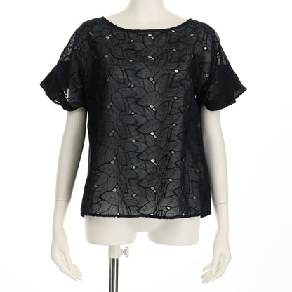 フラワー刺繍フリルブラウス