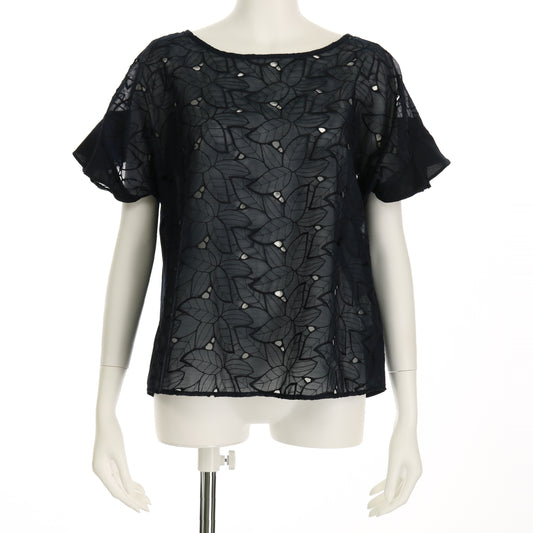 フラワー刺繍フリルブラウス