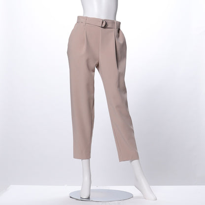 Dカンベルト付きテーパードパンツ