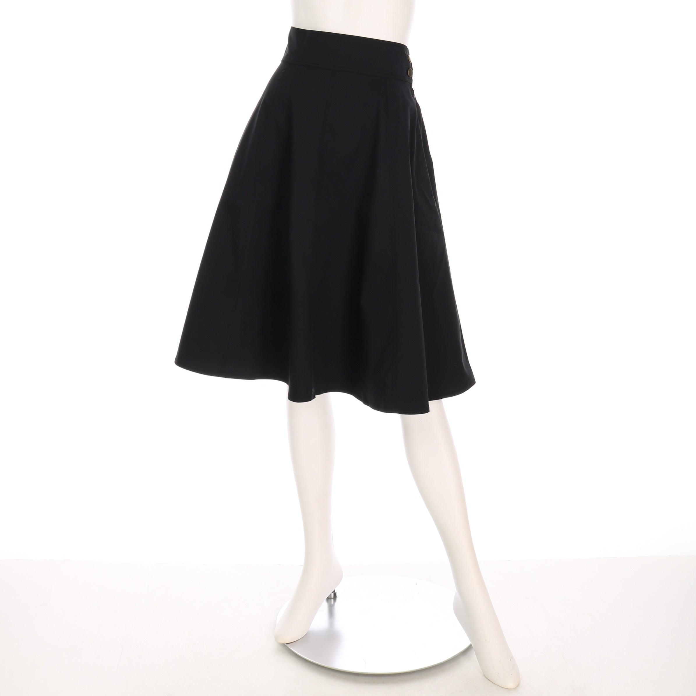 ウエストボタンフレアスカート