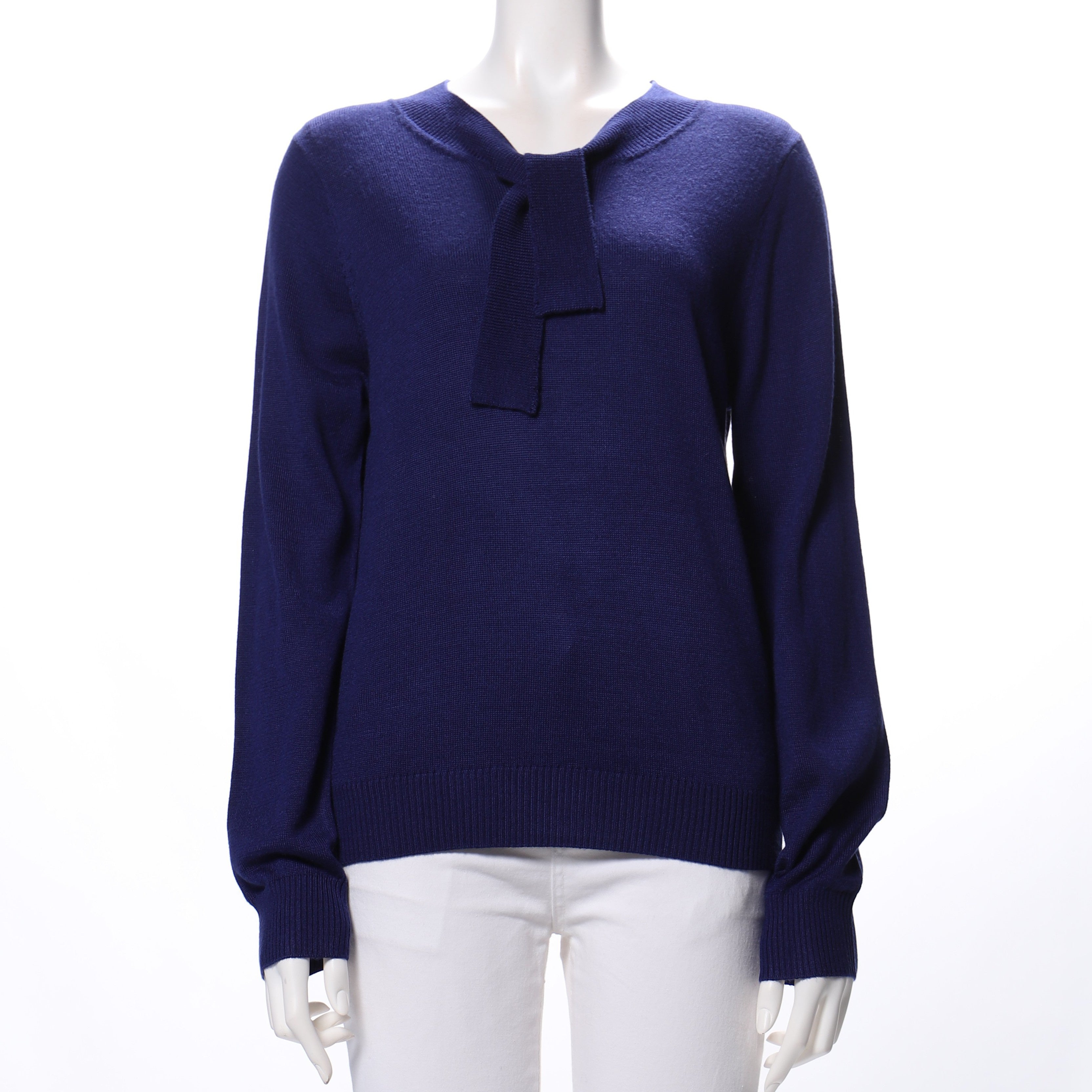 ボウタイデザインニット