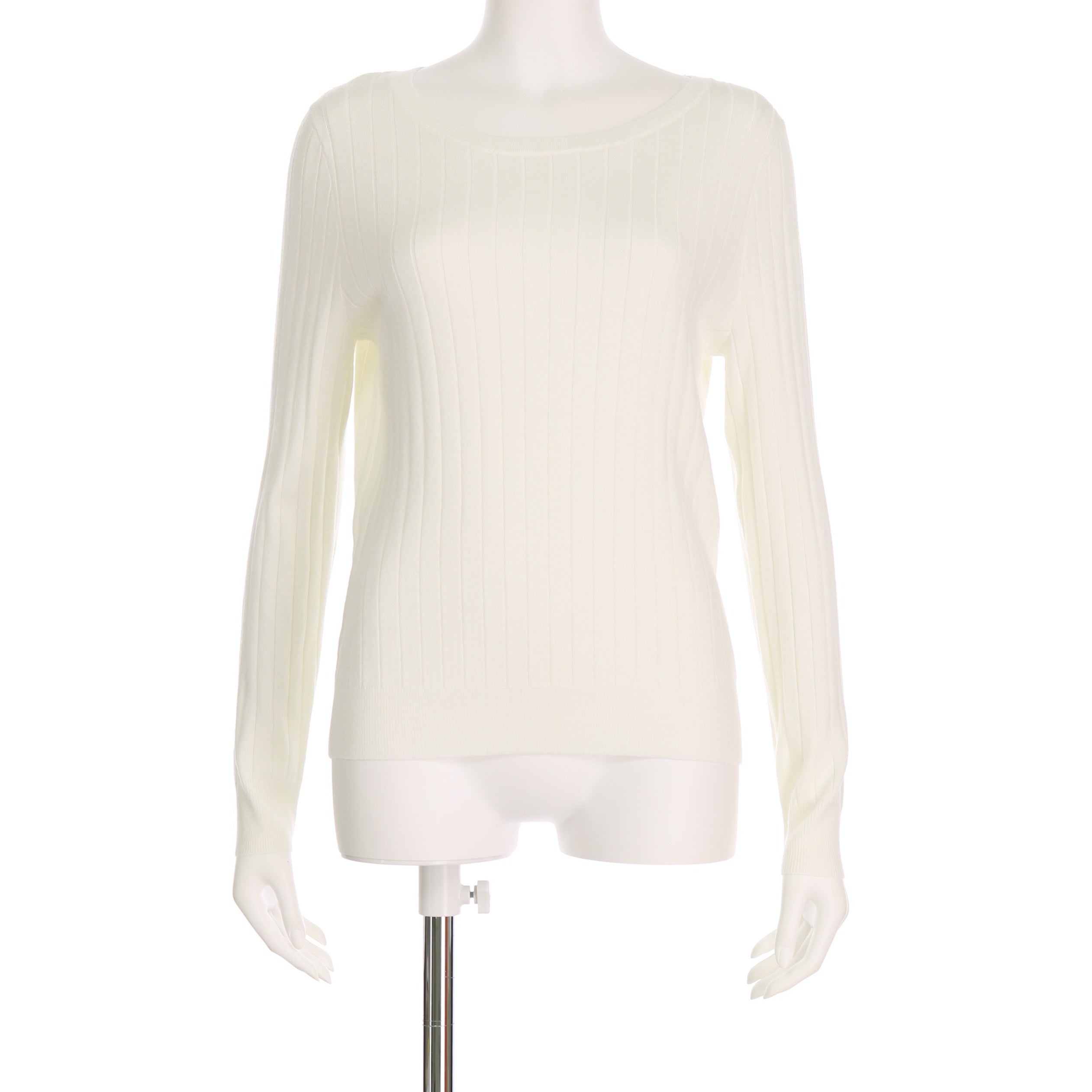 シンプルリブニット