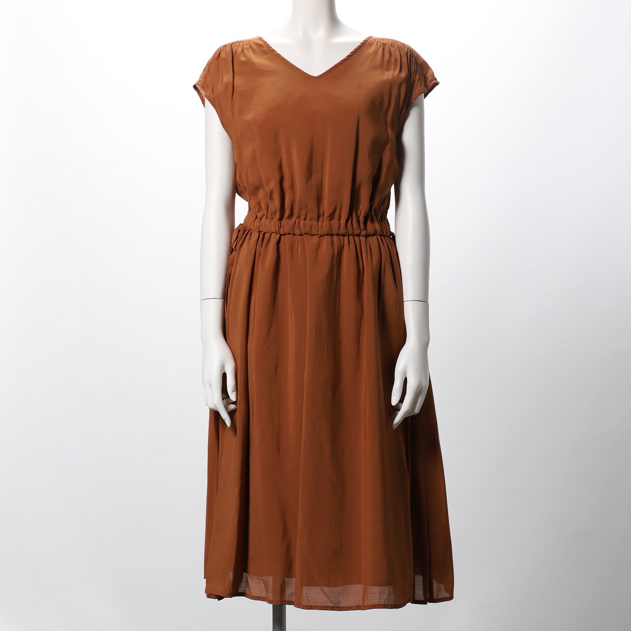 シルキーローンドロストデザインワンピース