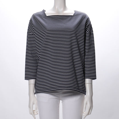 ゆったりシルエットスクエアネックカットソー