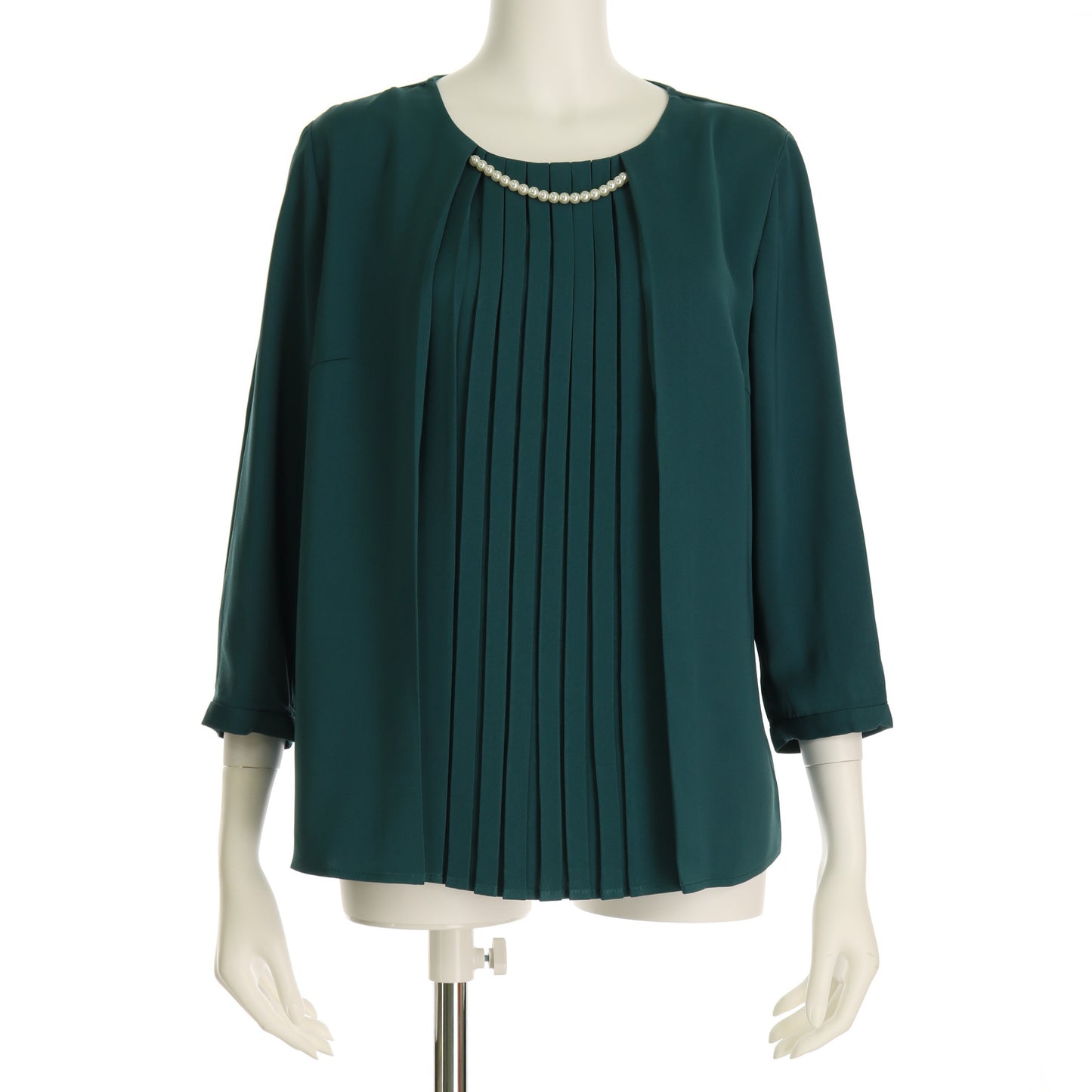 プリーツデザインパール付きブラウス