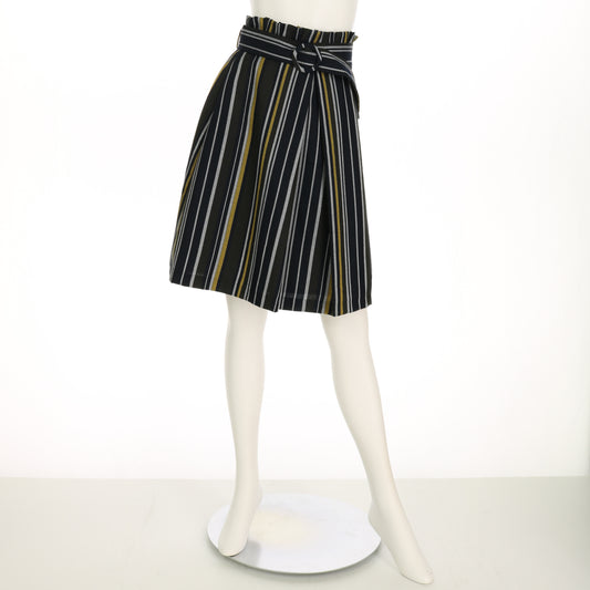 ストライプ柄ベルトアクセントスカート
