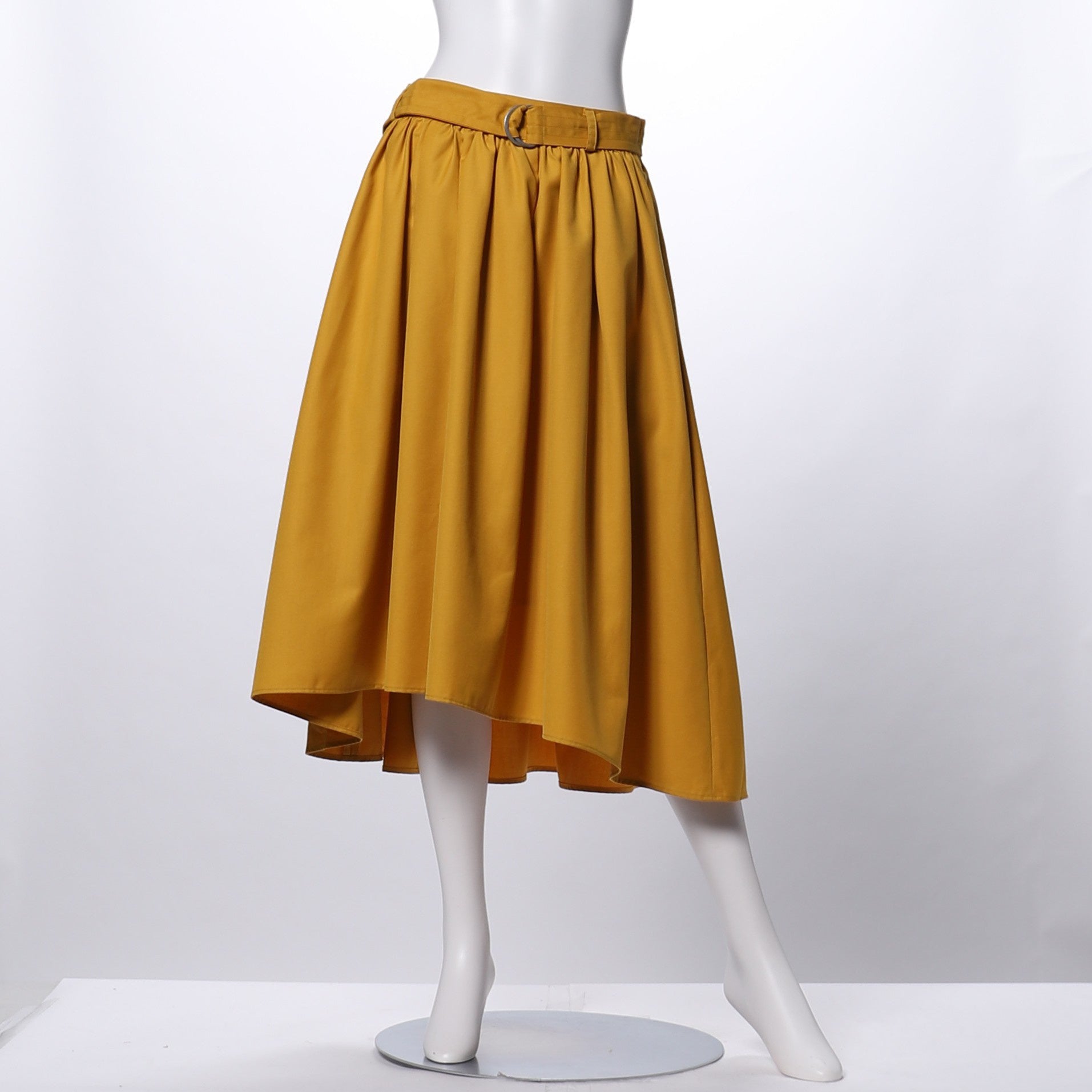 Dカンベルト付きフィッシュテールスカート