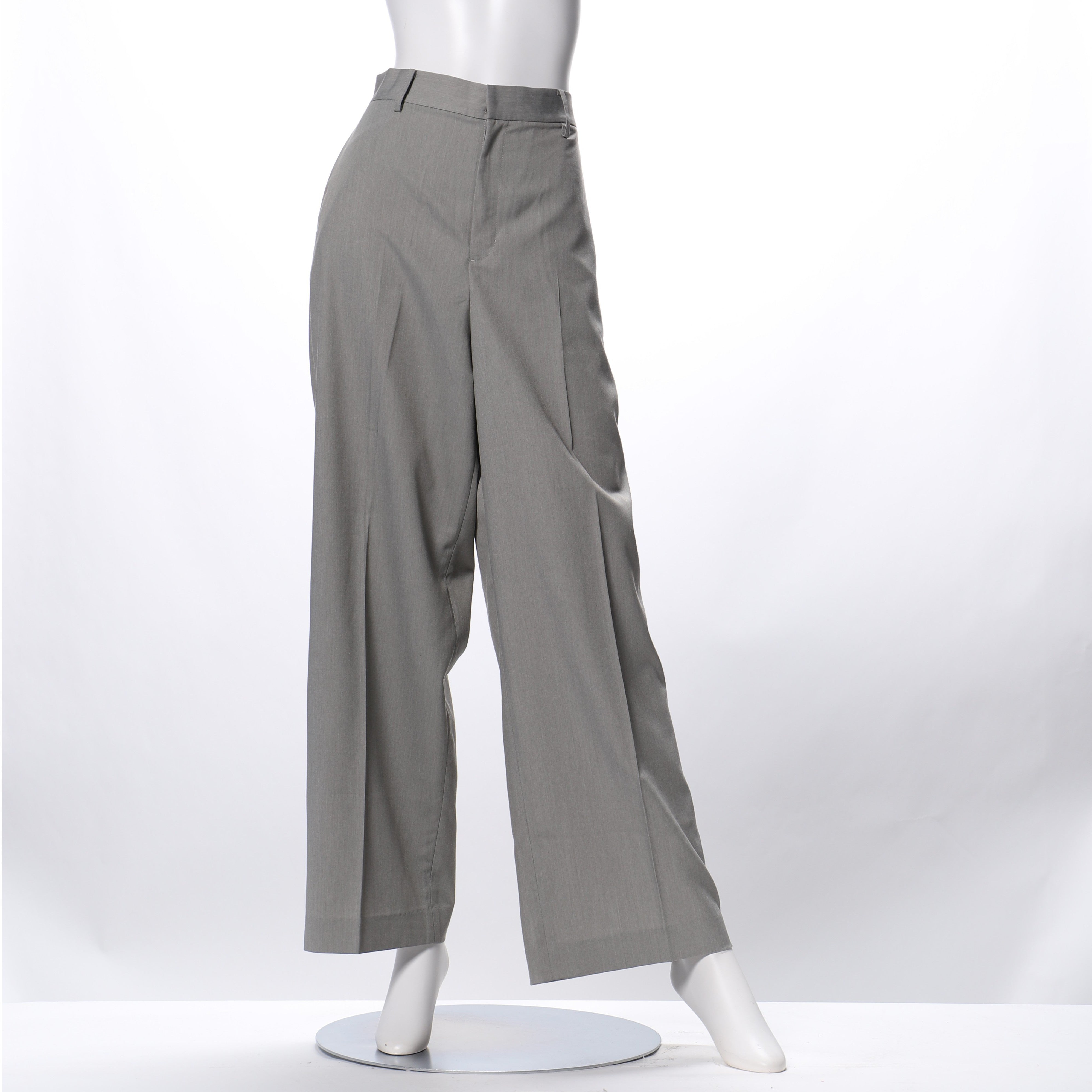 シンプルデザインワイドパンツ