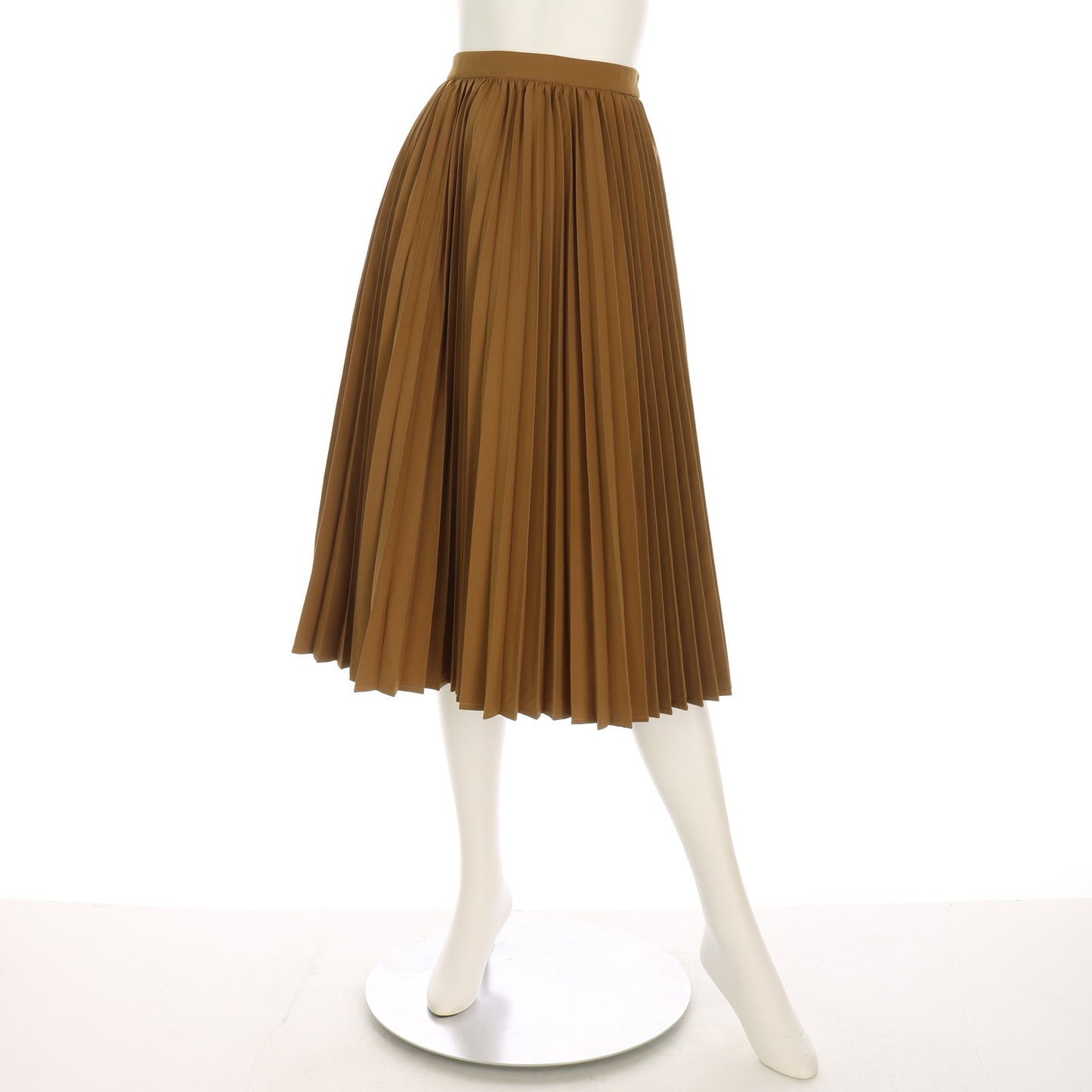 プリーツスカート