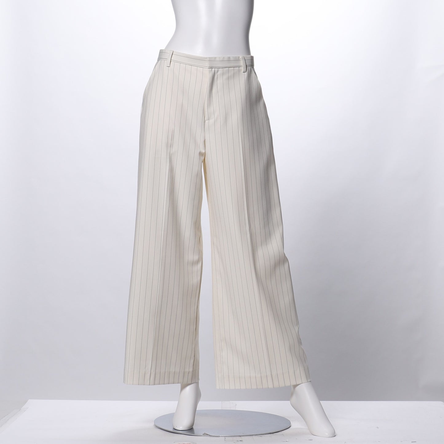 ストライプ柄ワイドパンツ