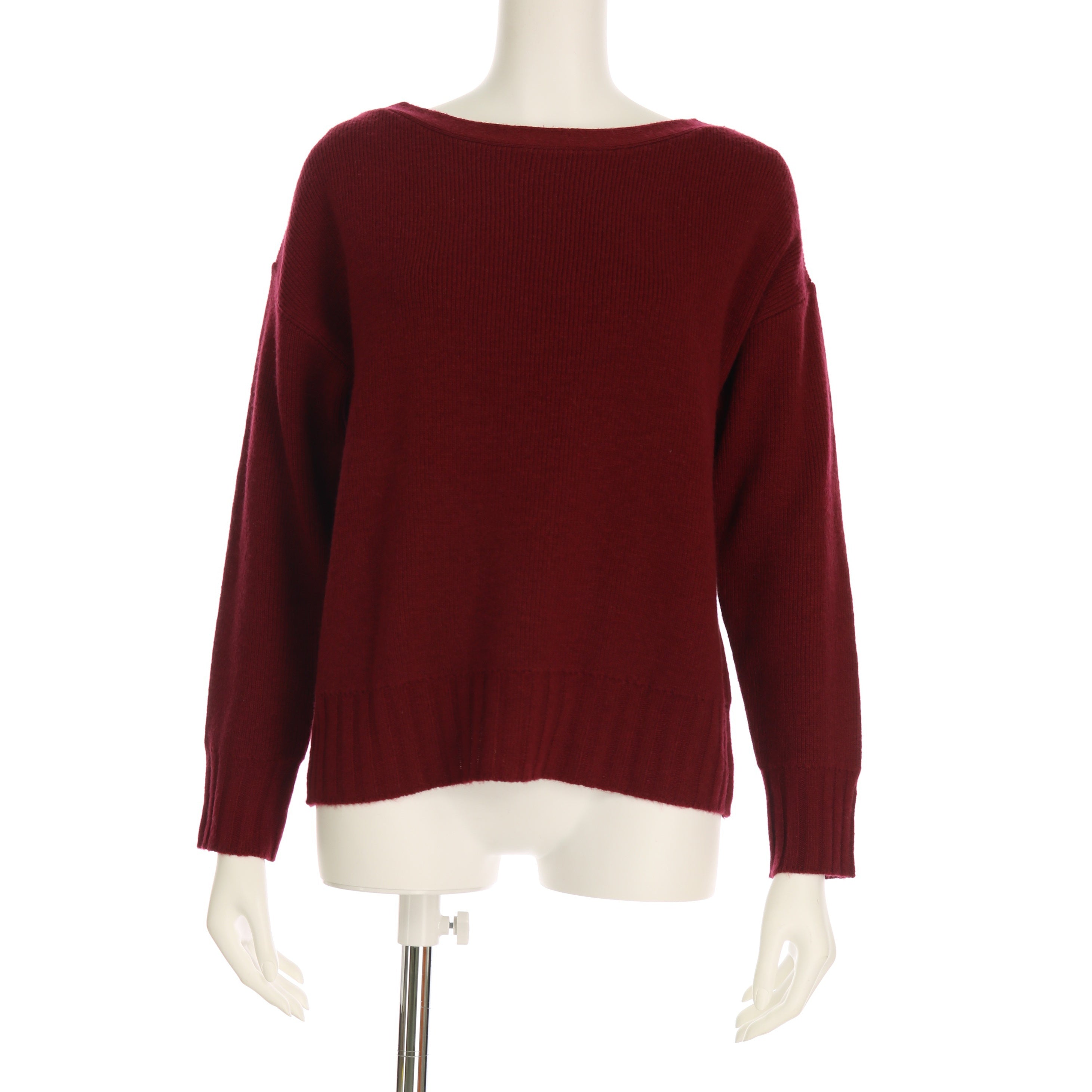 ドロップショルダーボートネックニット