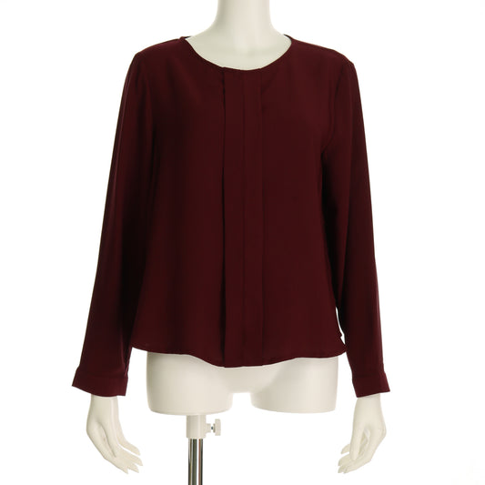 フロントタックブラウス