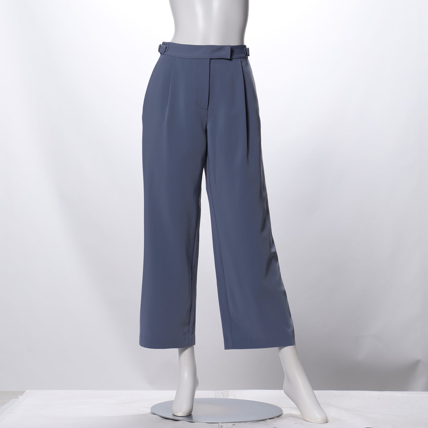 タックワイドパンツ