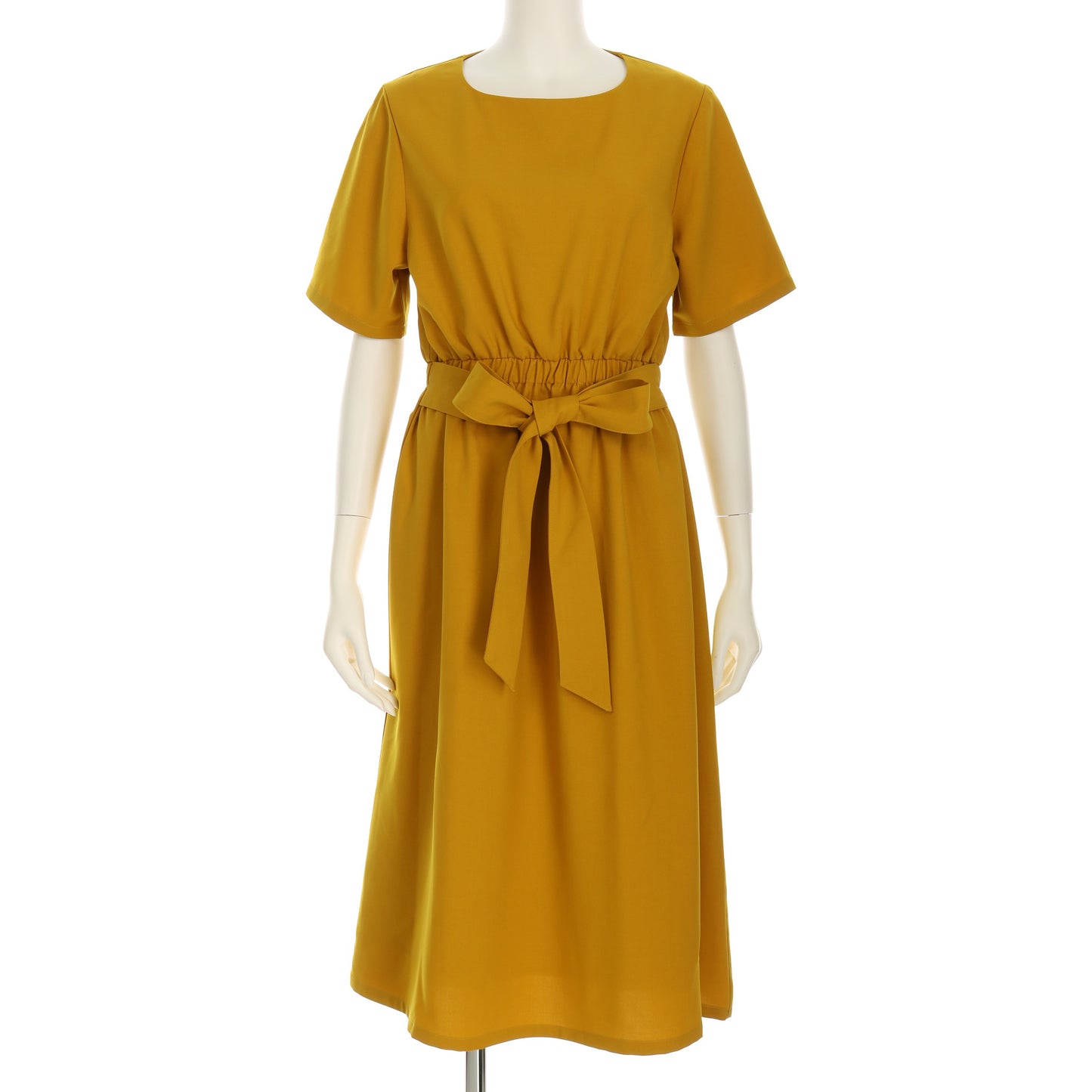 ウエストリボン付きワンピース