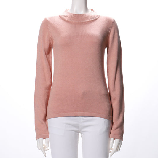 シンプルデザインクルーネックニット