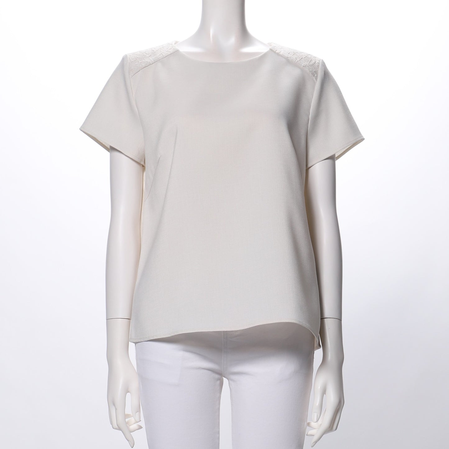 肩レースデザインラウンドネックブラウス