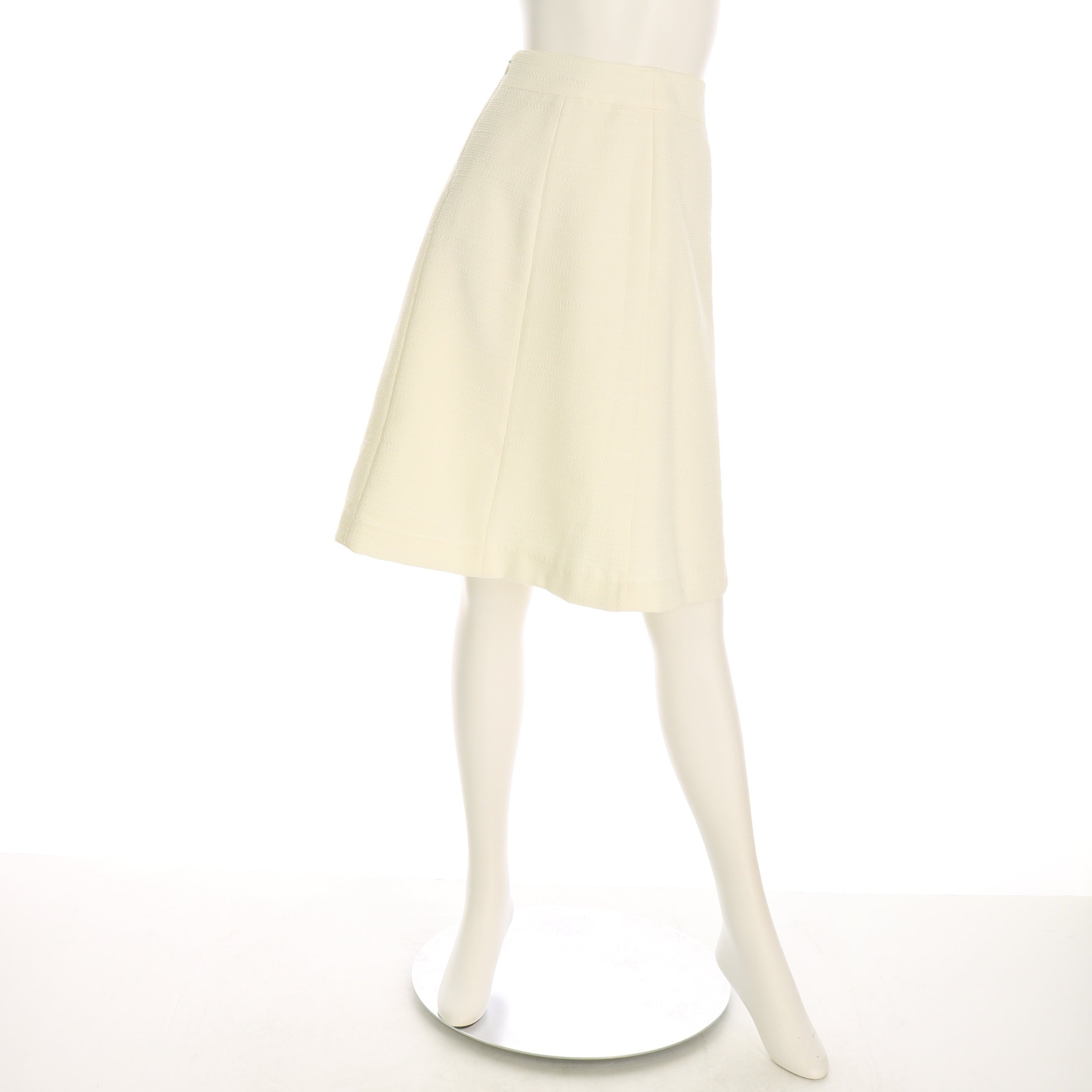 シンプルデザイン台形スカート