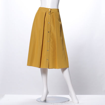 フロントボタンタックスカート