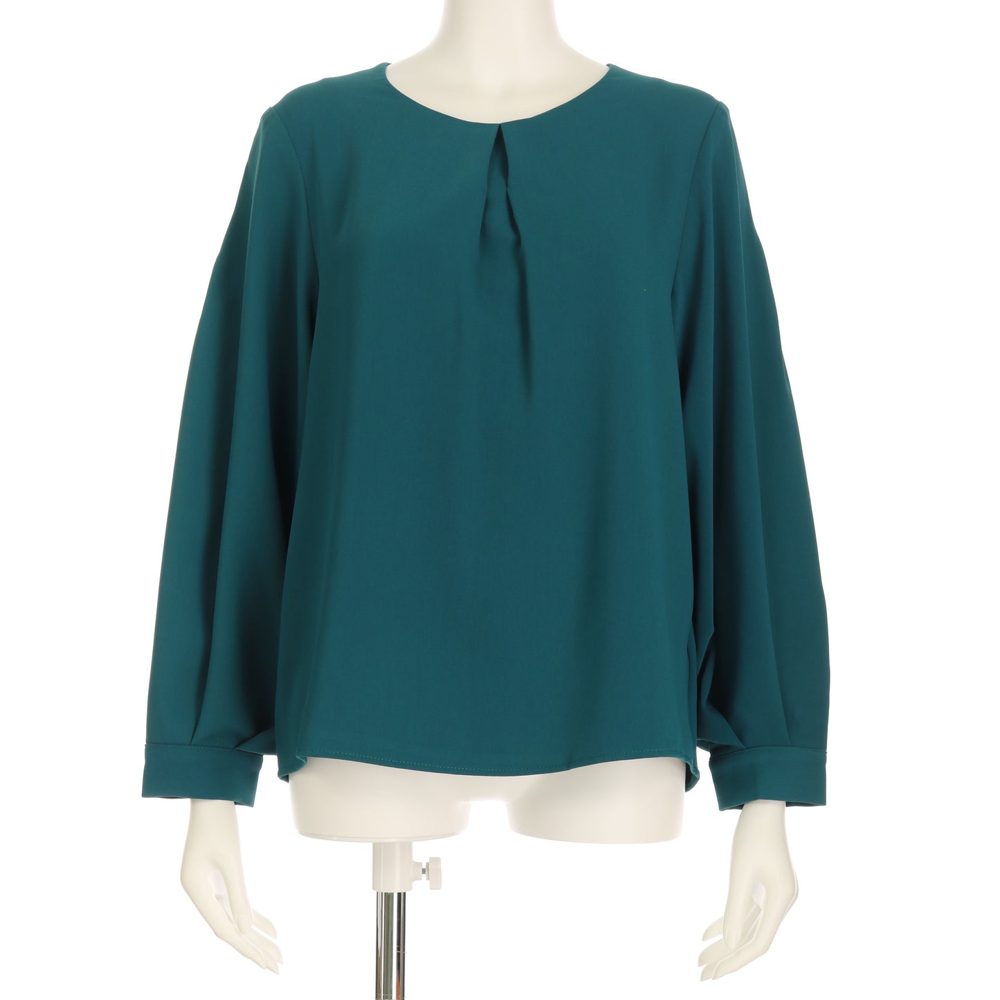 Vネックタックブラウス