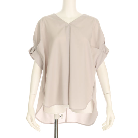 バックDカンベルトデザインブラウス