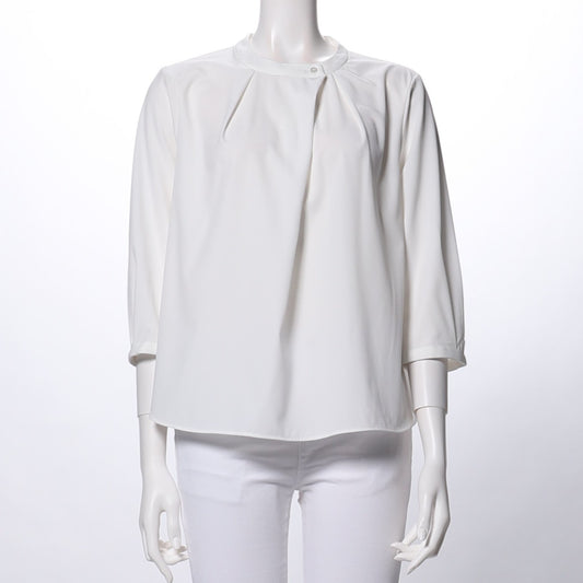 フロントタックブラウス