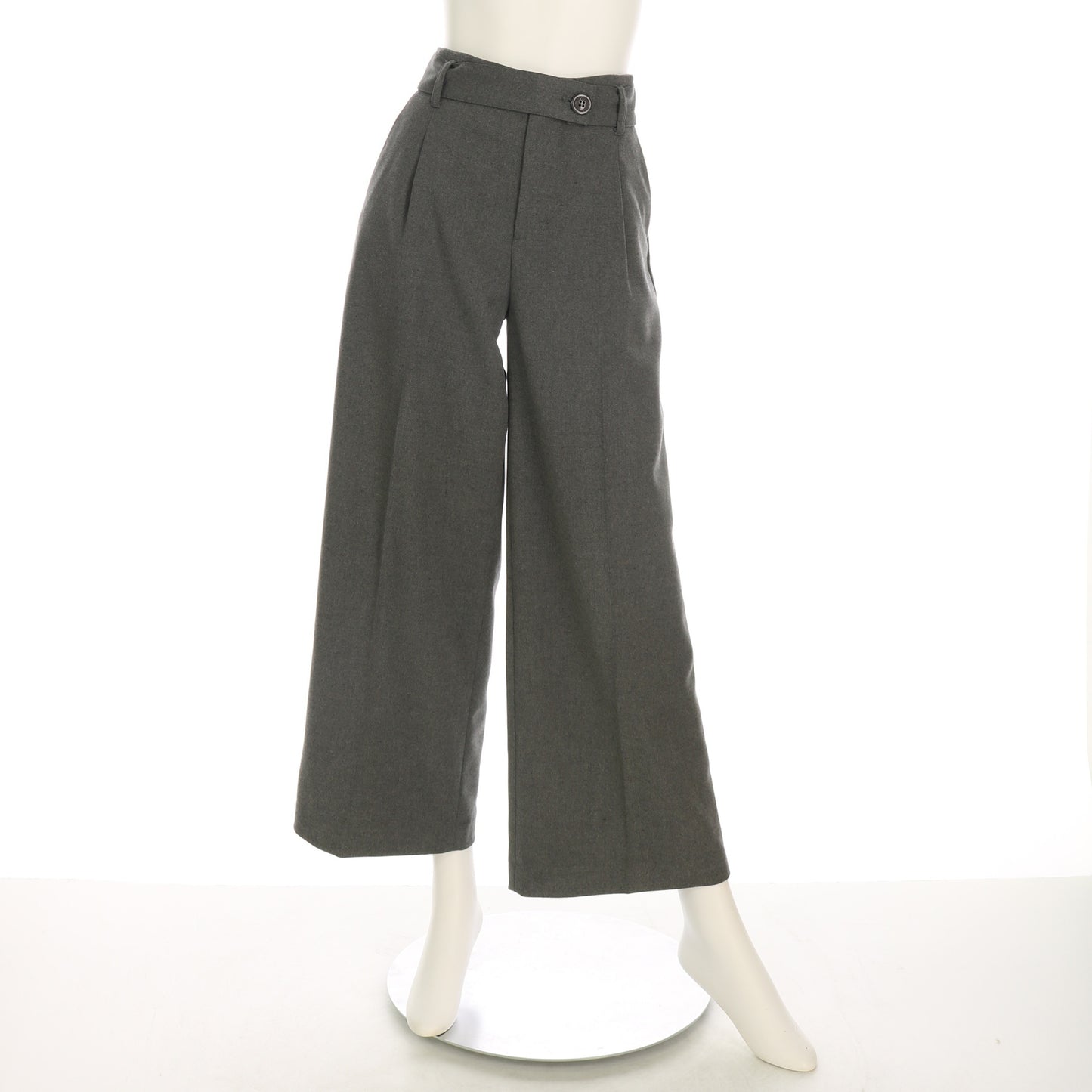 ベルト付きタック入りワイドパンツ