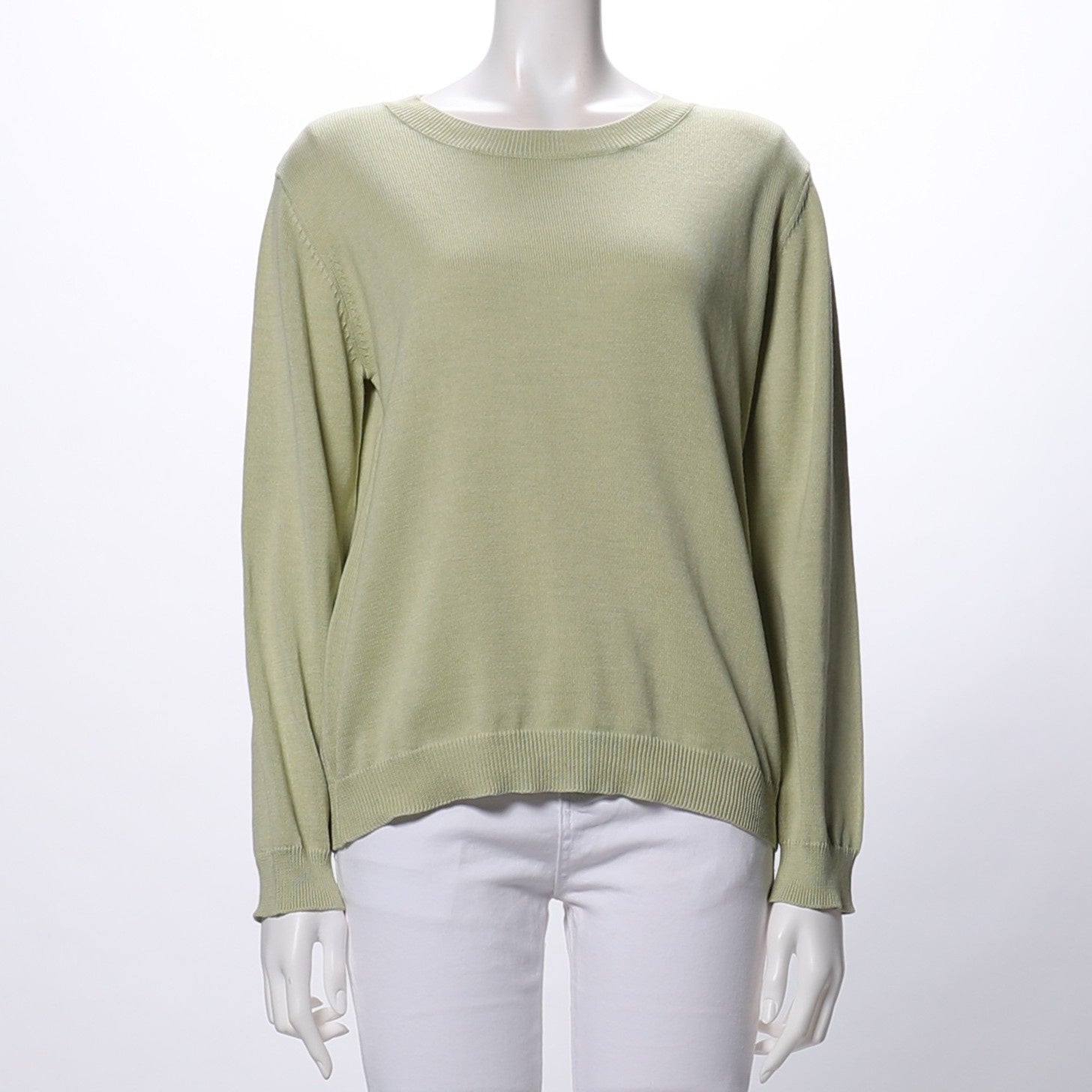 ラウンドネックニット