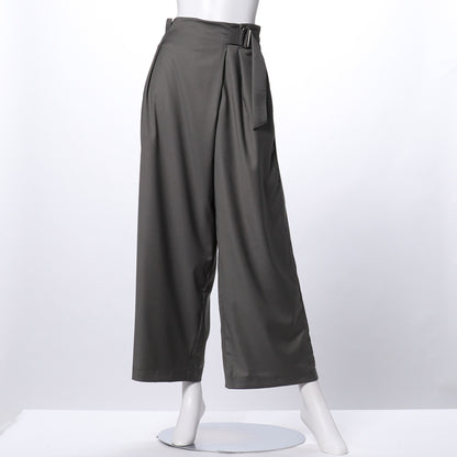 ベルト付きラップ風ワイドパンツ