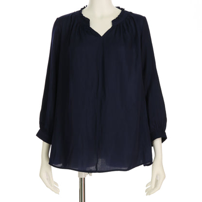 フリル襟ブラウス