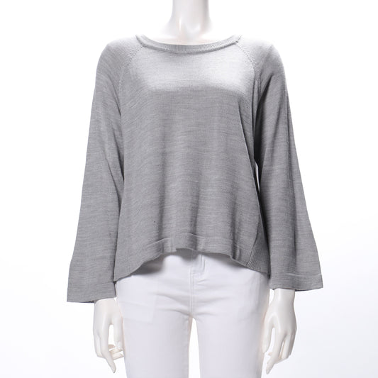 ラウンドネックラグランスリーブニット