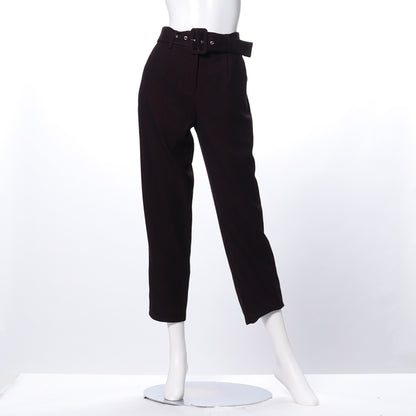 ベルト付きテーパードパンツ