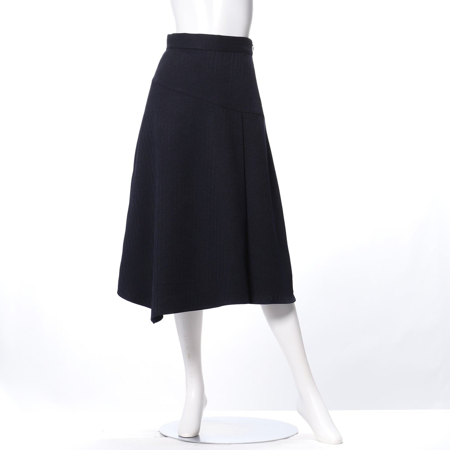 切り替えデザインイレギュラーヘムフレアスカート