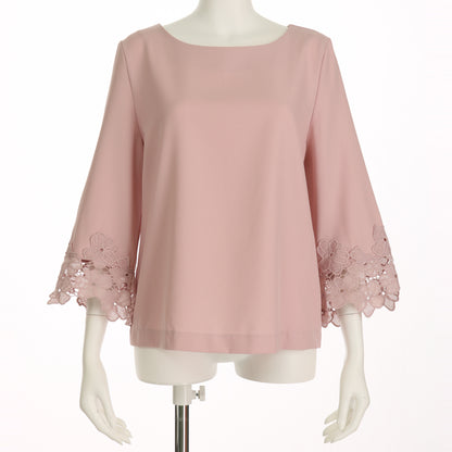 袖口レースブラウス