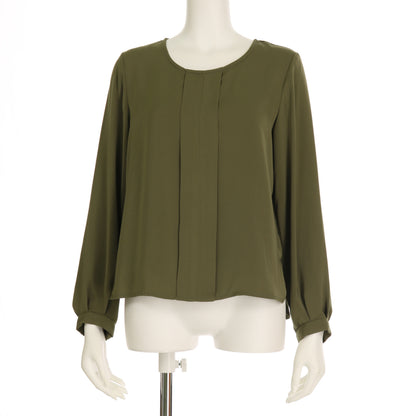 シンプルシルエットブラウス