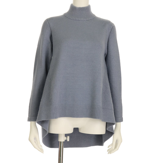 バックテールハイネックニット