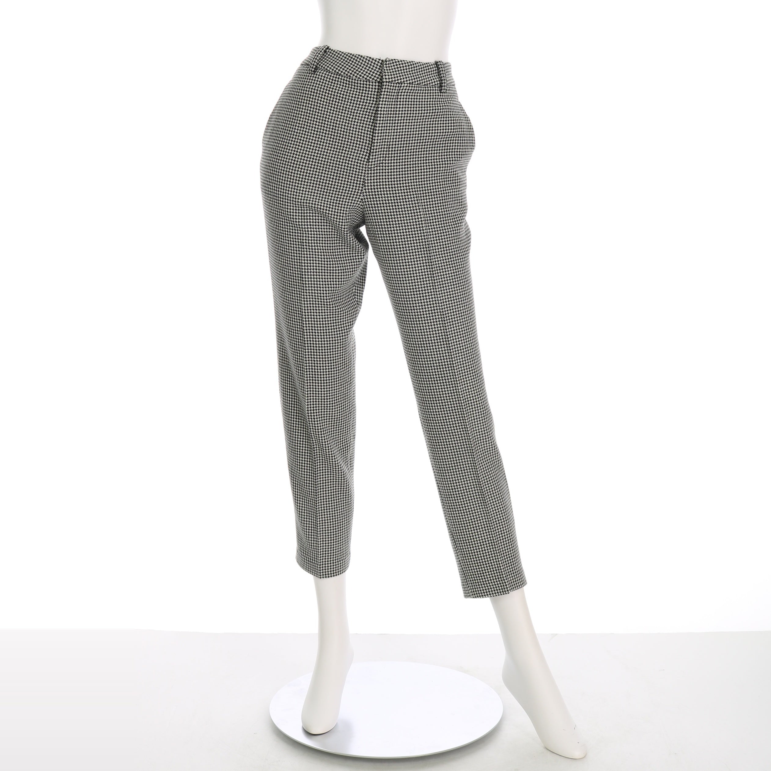 メモリッチウォームテーパードパンツ