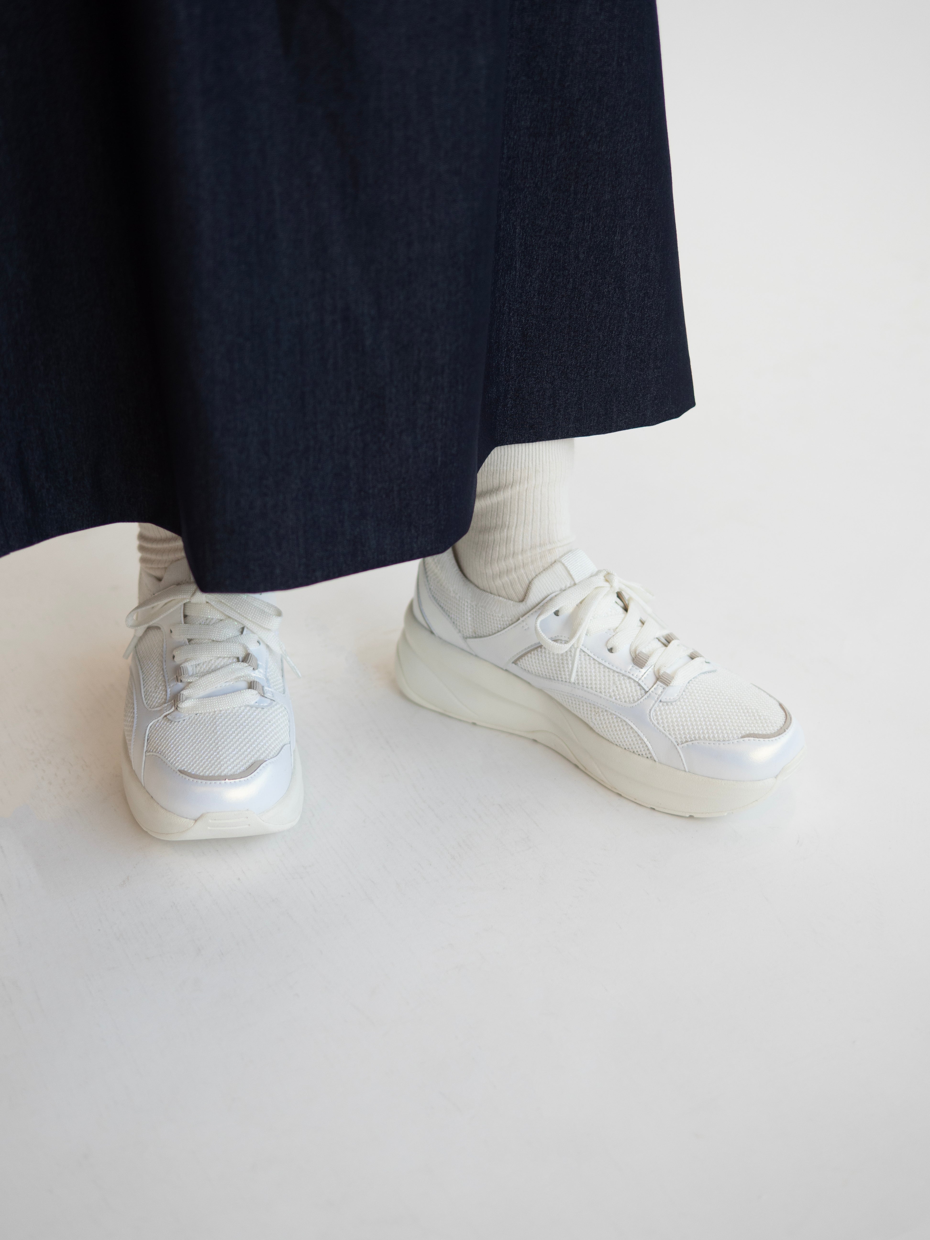 グリッター ランニング シューズ【ホワイト】 – airCloset Store