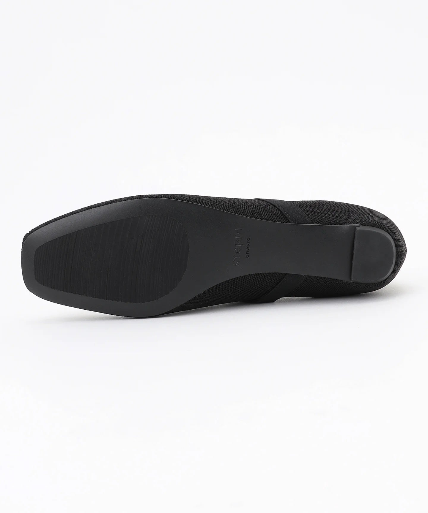 インヒール パンプス